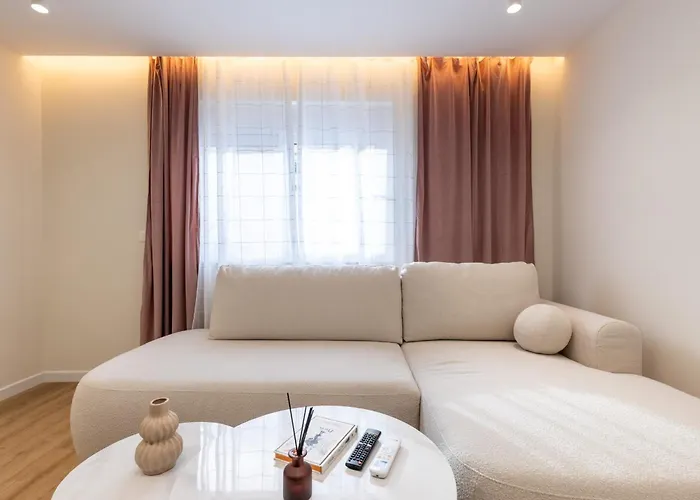 Urban Nest Central Tirana * Tirana